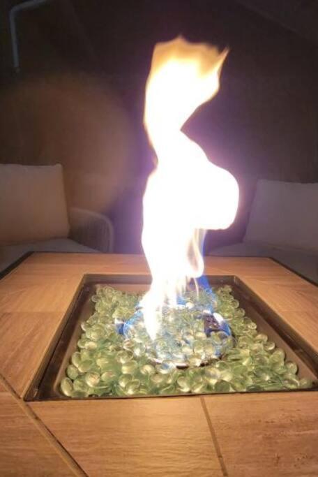 The Ritz Spa Sanctuary Hot Tub/Patio/Fam/Pet Las Cruces Exterior photo